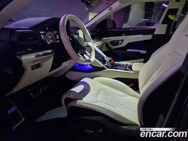 Lamborghini Urus 2024 4.0 автомат (гидро), миниатюра 10