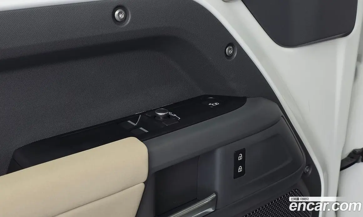 Land Rover Defender 2021 3.0 автомат (гидро), фото 16