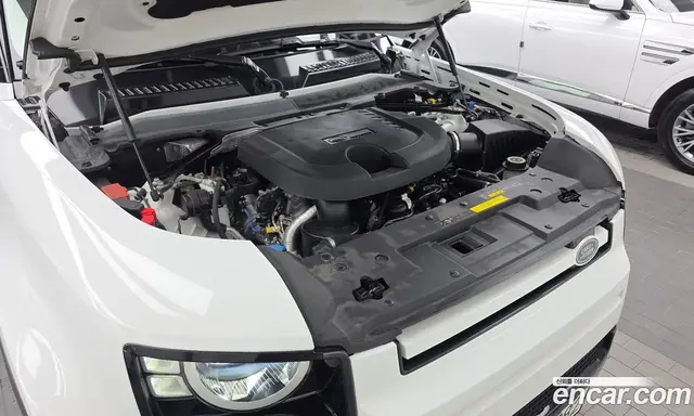Land Rover Defender 2021 3.0 автомат (гидро), миниатюра 6