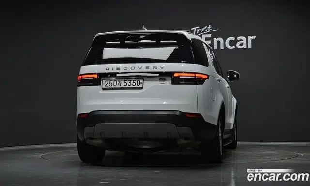 Land Rover Discovery 2019 3.0 автомат (гидро), миниатюра 4