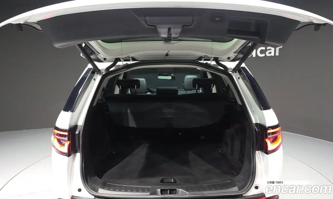 Land Rover Discovery Sport 2020 2.0 автомат (гидро), фото 20