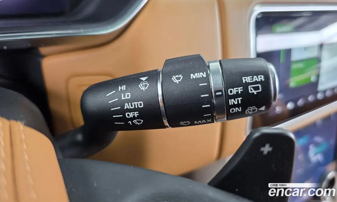 Land Rover Range Rover 2018 4.4 автомат (гидро), фото 27