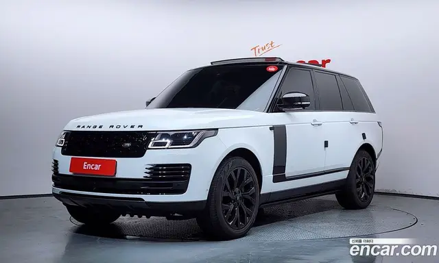 Land Rover Range Rover 2021 3.0 автомат (гидро), миниатюра 1