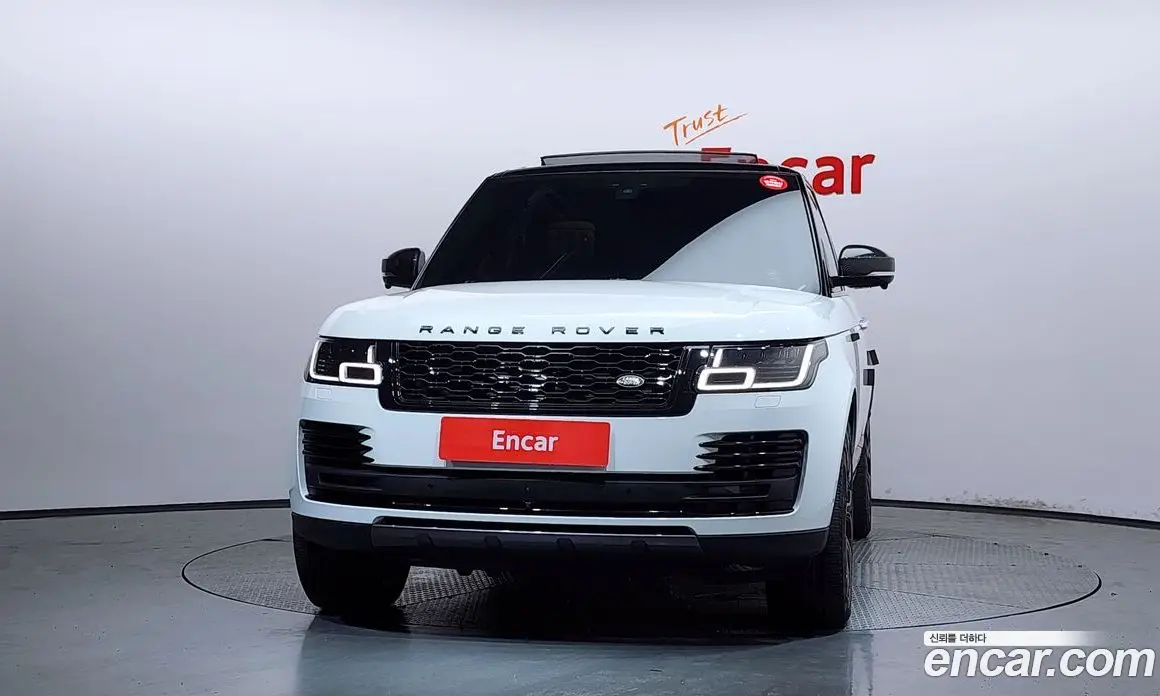 Land Rover Range Rover 2021 3.0 автомат (гидро), фото 3