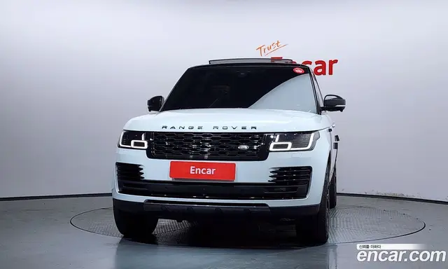 Land Rover Range Rover 2021 3.0 автомат (гидро), миниатюра 3