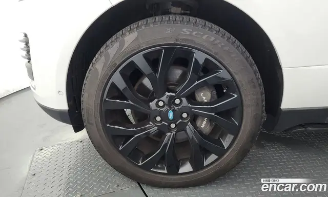 Land Rover Range Rover 2021 3.0 автомат (гидро), миниатюра 5
