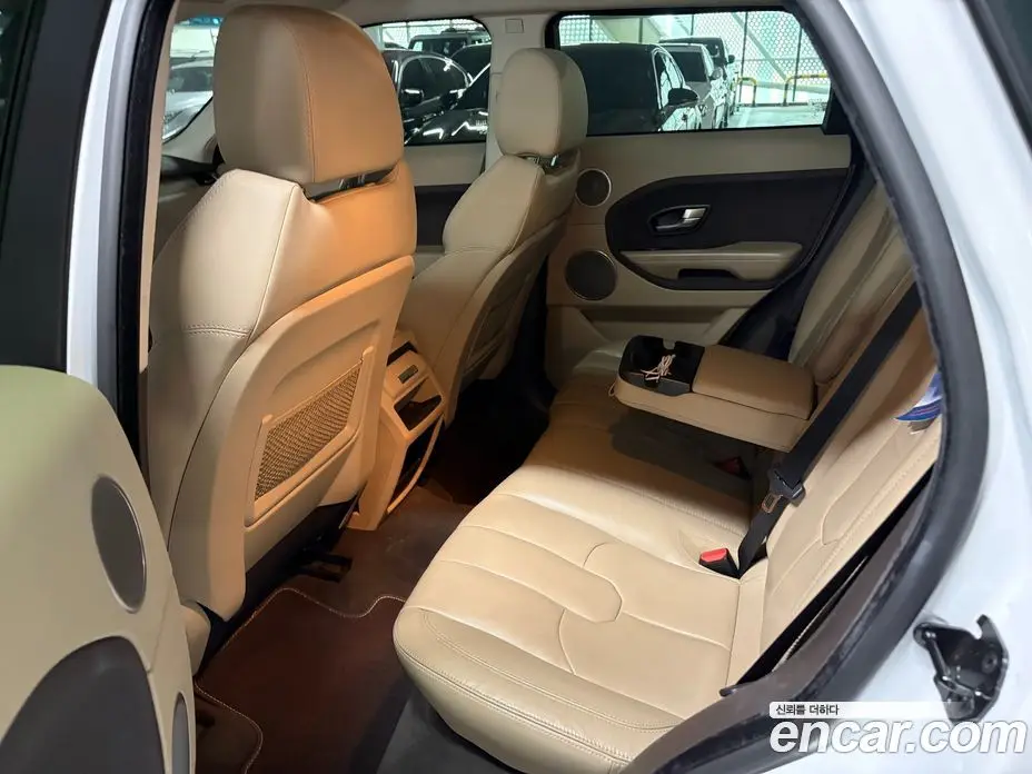 Land Rover Range Rover Evoque 2014 2.2 автомат (гидро), фото 5