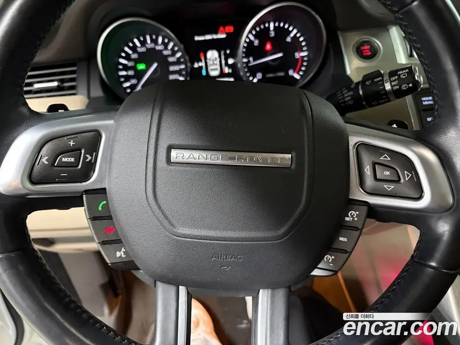 Land Rover Range Rover Evoque 2014 2.2 автомат (гидро), фото 10