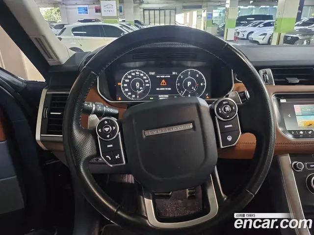 Land Rover Range Rover Sport 2017 3.0 автомат (гидро), миниатюра 12