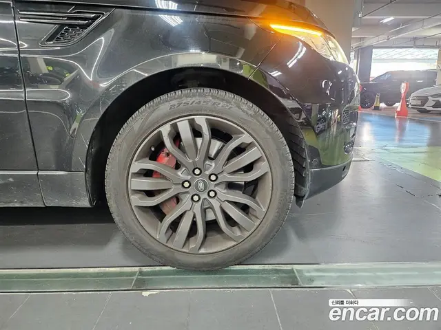Land Rover Range Rover Sport 2017 3.0 автомат (гидро), миниатюра 5