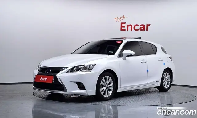 Lexus CT200h, 2015, 52 432 км
