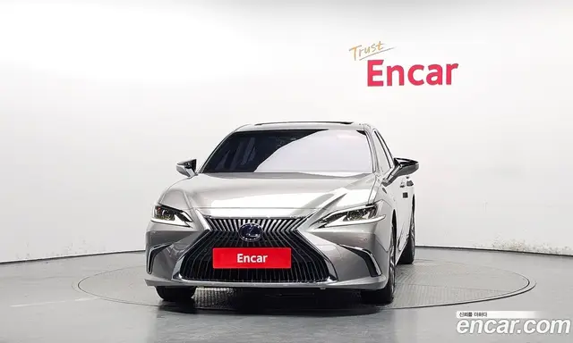 Lexus ES 2018 2.5 автомат (гидро), миниатюра 2