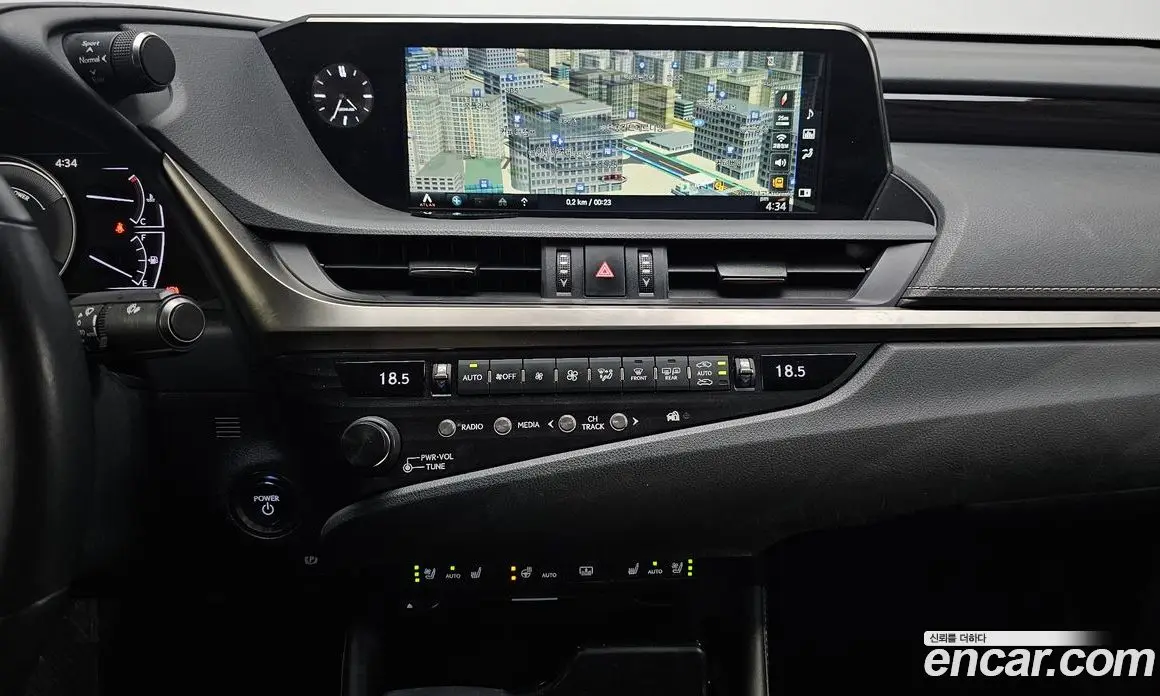 Lexus ES 2018 2.5 автомат (гидро), фото 19