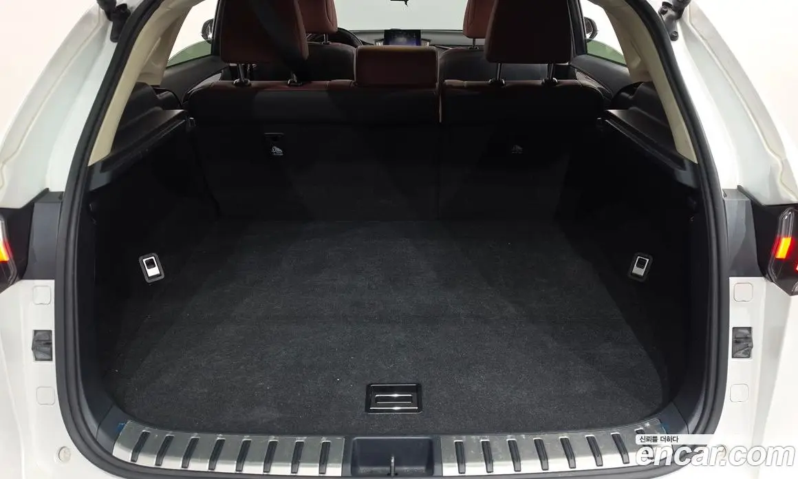 Lexus NX 2016 2.5 автомат (гидро), фото 20
