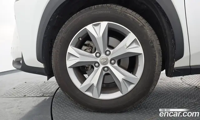 Lexus NX 2016 2.5 автомат (гидро), миниатюра 5
