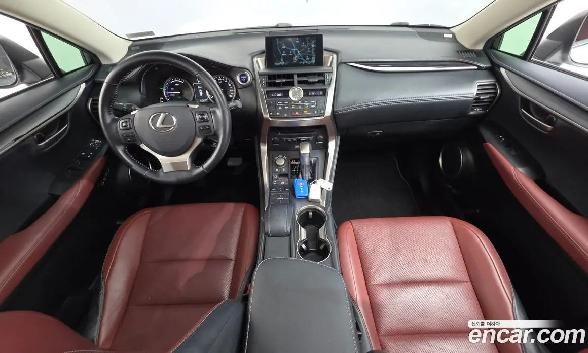 Lexus NX 2016 2.5 автомат (гидро), фото 7
