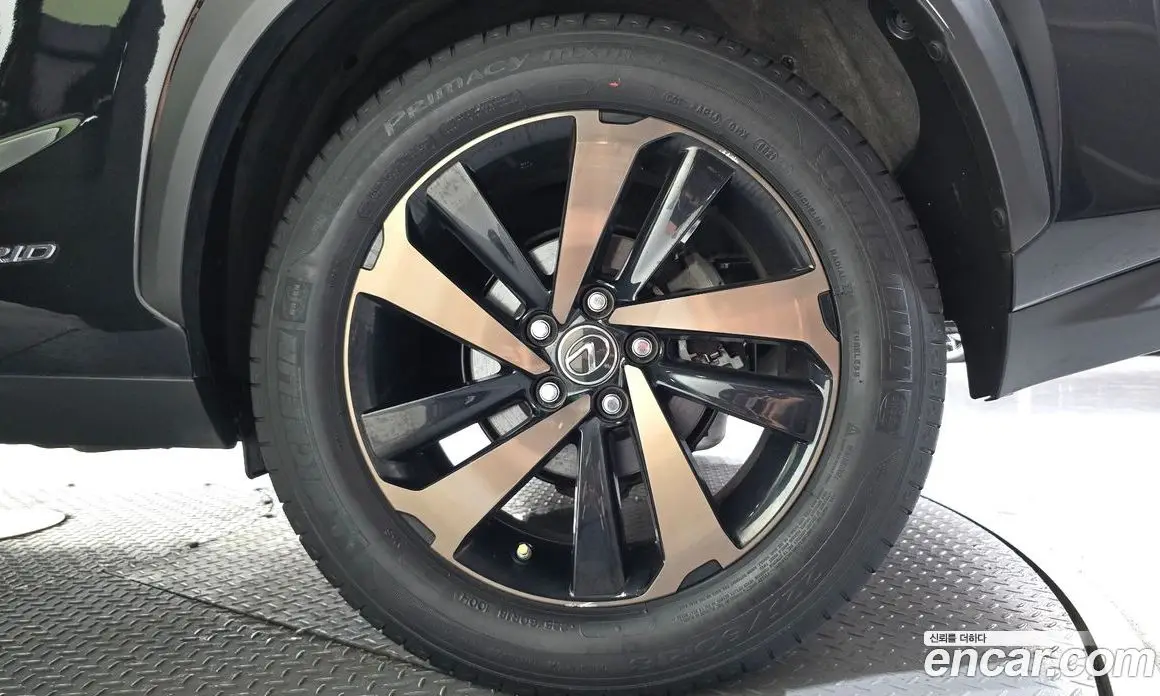 Lexus NX 2021 2.5 автомат (гидро), фото 7
