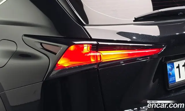Lexus NX 2021 2.5 автомат (гидро), миниатюра 9