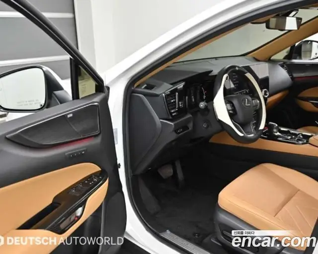 Lexus NX 2024 2.5 автомат (гидро), миниатюра 11