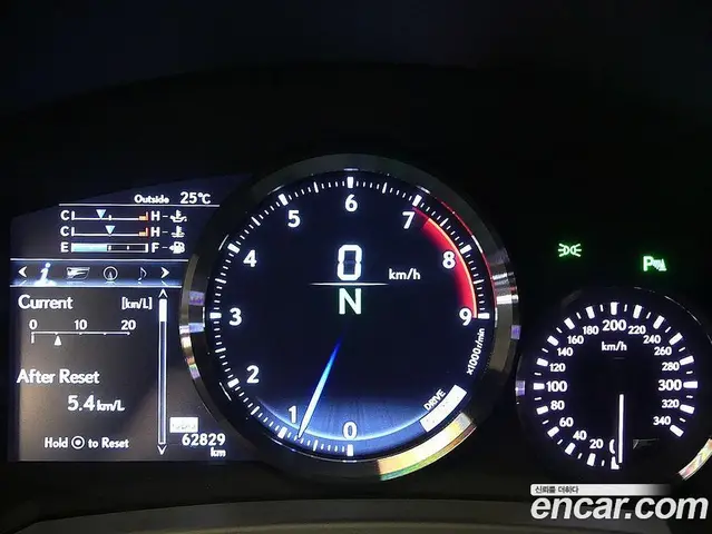 Lexus RC 2021 5.0 автомат (гидро), миниатюра 9
