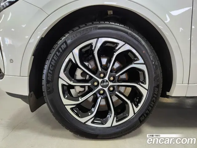 Lincoln Nautilus 2023 2.0 автомат (гидро), миниатюра 5