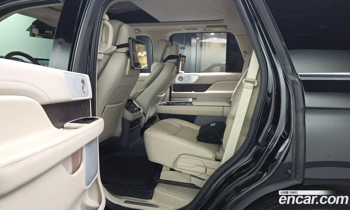 Lincoln Navigator 2021 3.5 автомат (гидро), фото 15