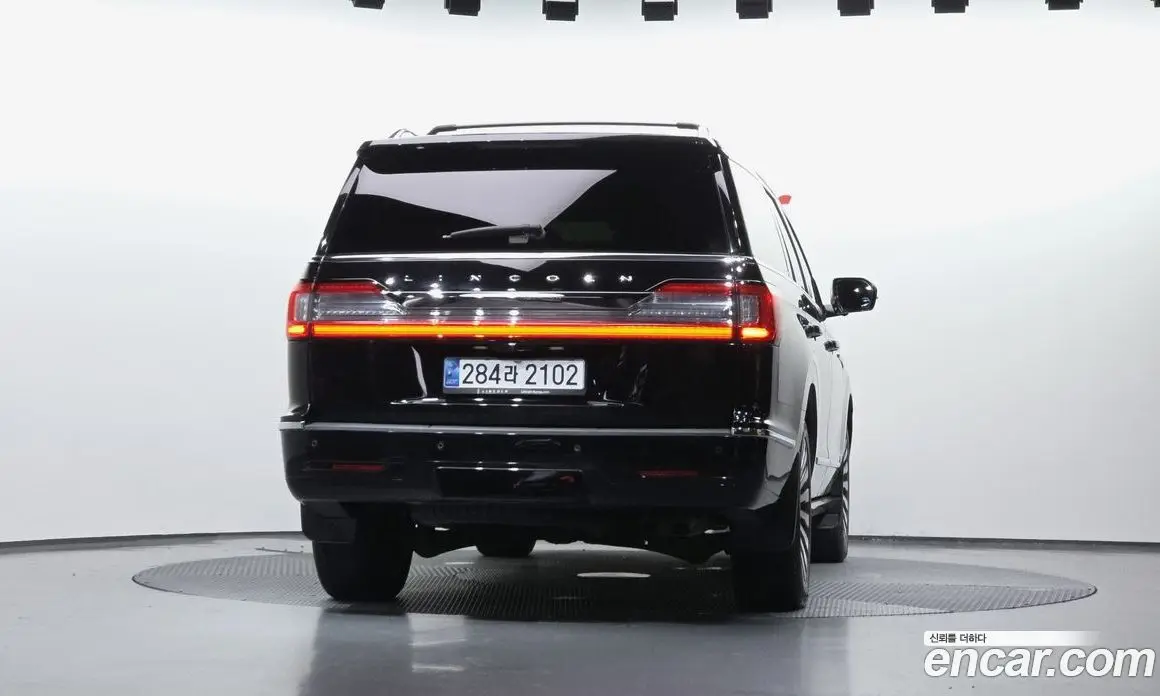 Lincoln Navigator 2021 3.5 автомат (гидро), фото 3