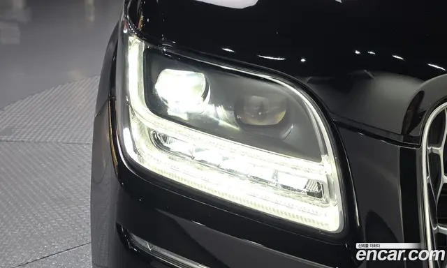 Lincoln Navigator 2021 3.5 автомат (гидро), миниатюра 7