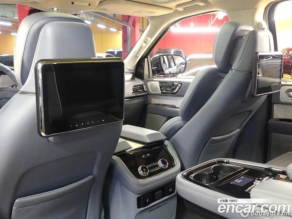 Lincoln Navigator 2021 3.5 автомат (гидро), фото 13