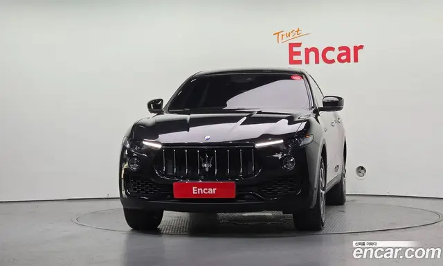 Maserati Levante 2020 3.0 автомат (гидро), миниатюра 3