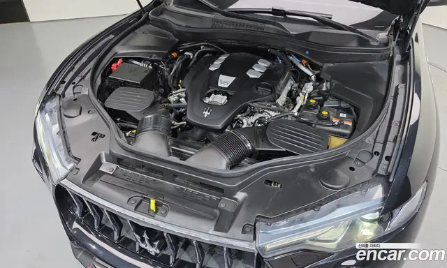 Maserati Levante 2020 3.0 автомат (гидро), миниатюра 6