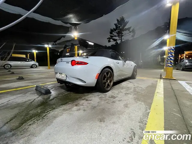 Mazda MX-5 2019 2.0 механика, миниатюра 2