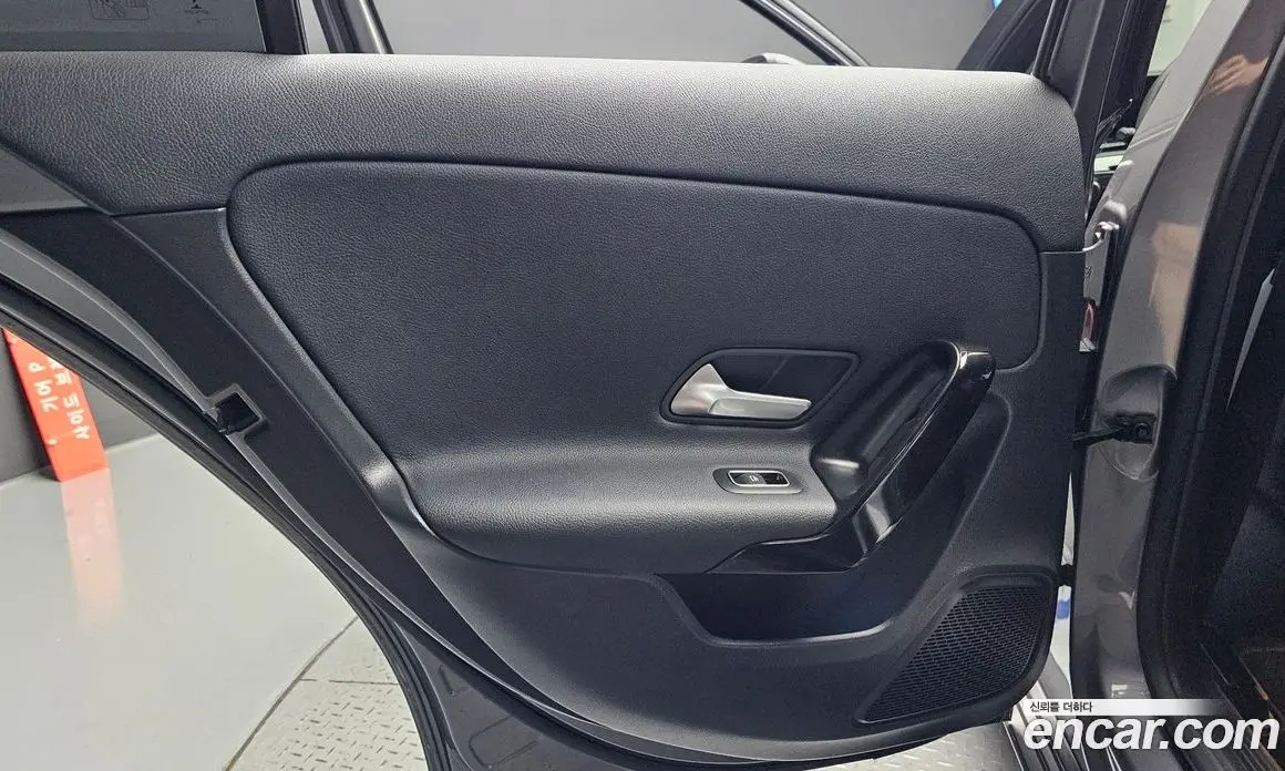 Mercedes-Benz A-Class 2020 2.0 автомат (гидро), фото 15