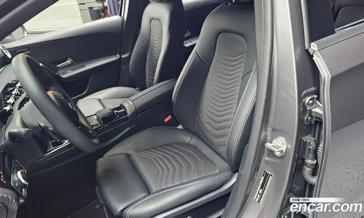 Mercedes-Benz A-Class 2020 2.0 автомат (гидро), фото 29