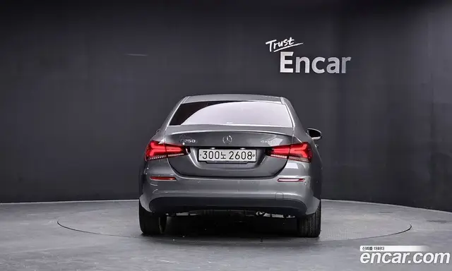 Mercedes-Benz A-Class 2020 2.0 автомат (гидро), миниатюра 4