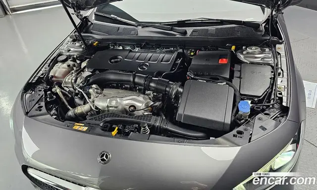 Mercedes-Benz A-Class 2020 2.0 автомат (гидро), миниатюра 6