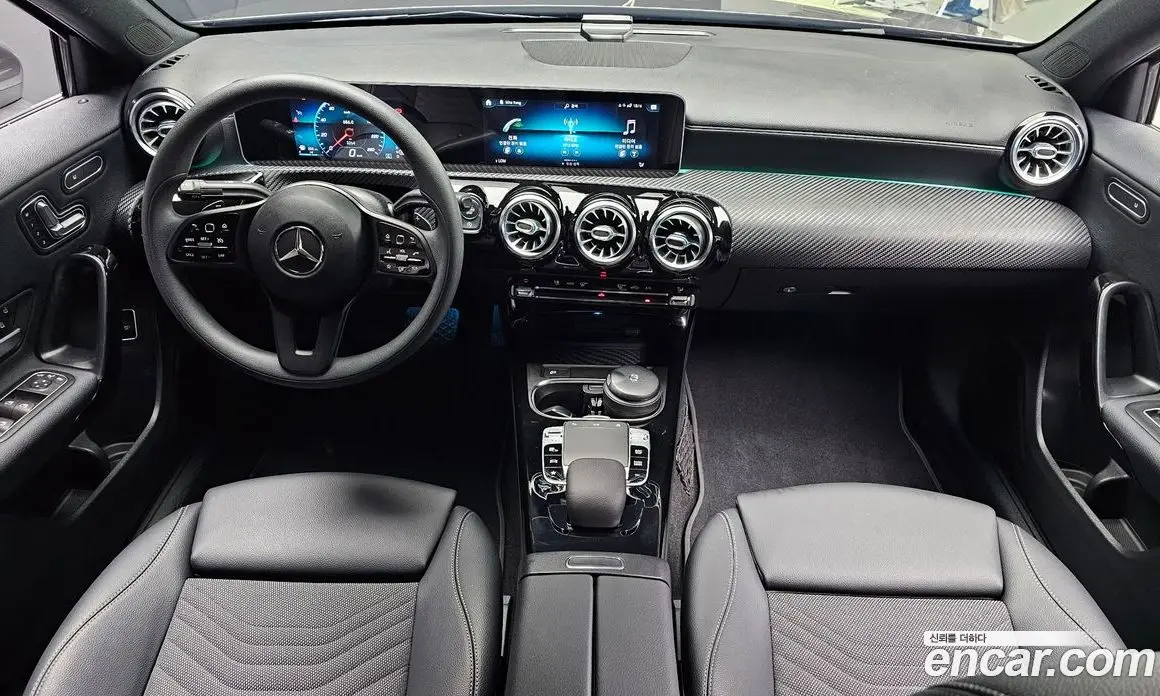 Mercedes-Benz A-Class 2020 2.0 автомат (гидро), фото 10