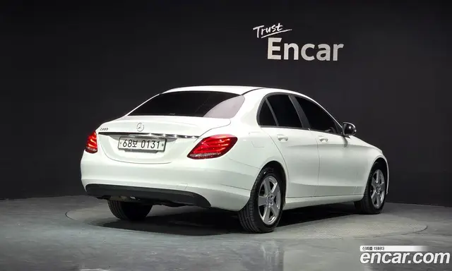 Mercedes-Benz C-Class 2016 2.0 автомат (гидро), миниатюра 2