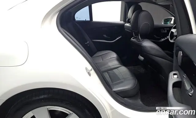 Mercedes-Benz C-Class 2016 2.0 автомат (гидро), миниатюра 12