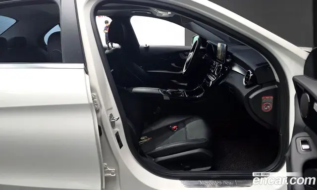 Mercedes-Benz C-Class 2016 2.0 автомат (гидро), миниатюра 10
