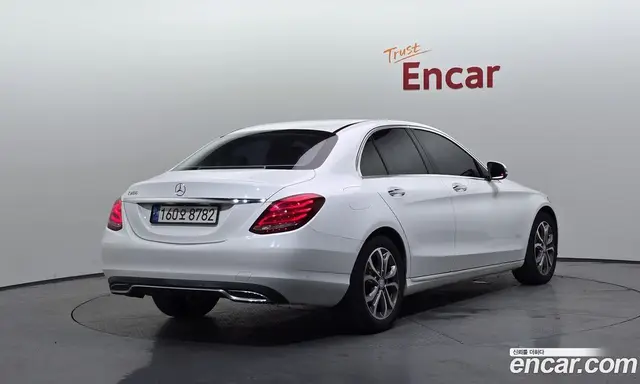 Mercedes-Benz C-Class 2016 2.0 автомат (гидро), миниатюра 2