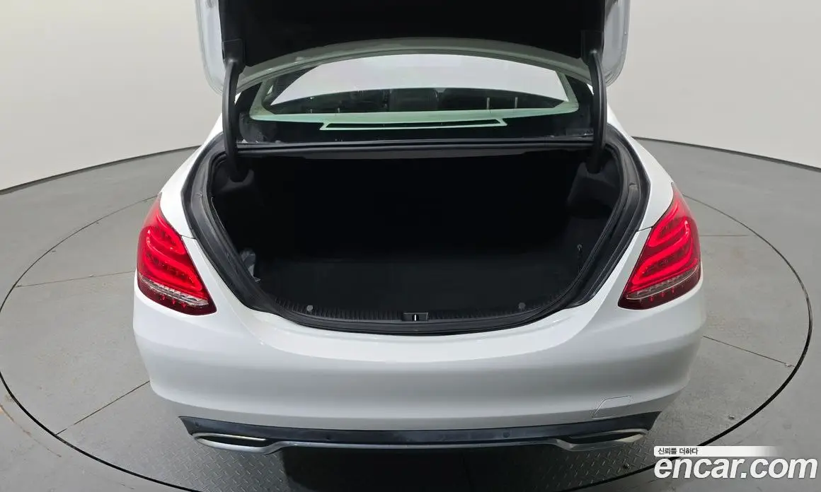 Mercedes-Benz C-Class 2016 2.0 автомат (гидро), фото 17