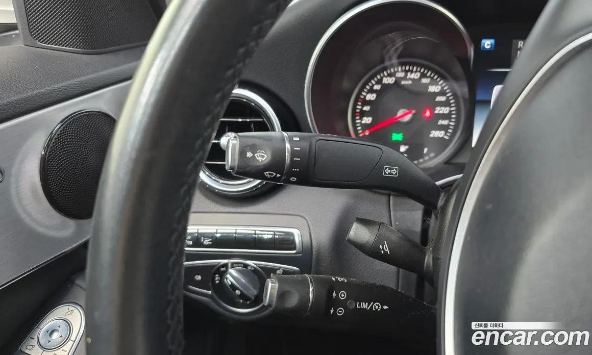 Mercedes-Benz C-Class 2016 2.0 автомат (гидро), фото 18