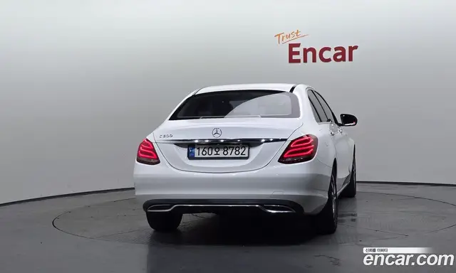 Mercedes-Benz C-Class 2016 2.0 автомат (гидро), миниатюра 4