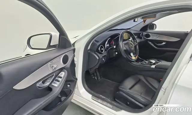 Mercedes-Benz C-Class 2016 2.0 автомат (гидро), миниатюра 10