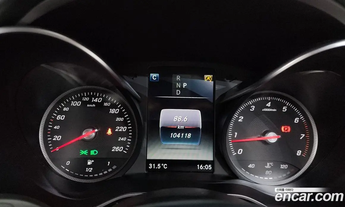 Mercedes-Benz C-Class 2018 2.0 автомат (гидро), фото 11