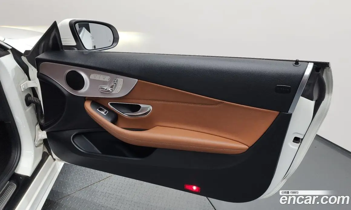 Mercedes-Benz C-Class 2018 2.0 автомат (гидро), фото 15