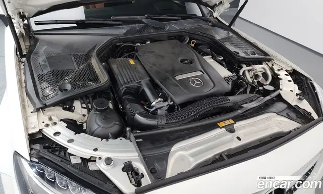 Mercedes-Benz C-Class 2018 2.0 автомат (гидро), миниатюра 6