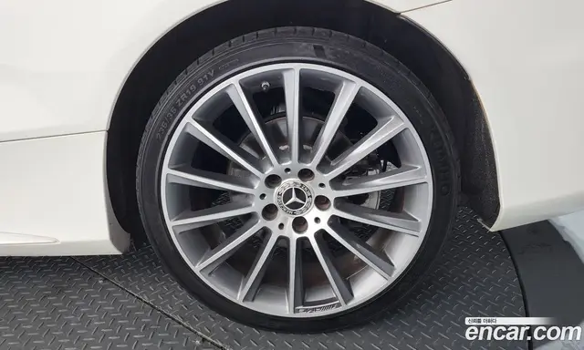 Mercedes-Benz C-Class 2018 2.0 автомат (гидро), миниатюра 7
