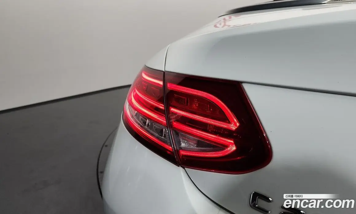 Mercedes-Benz C-Class 2018 2.0 автомат (гидро), фото 9
